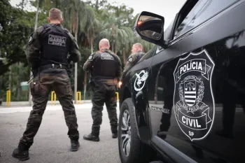 Foram cumpridos cinco mandados de busca e apreens�o e quatro pris�es tempor�rias nos munic�pios de Mongagu�, Peru�be, Praia Grande e Guaruj� Foto: Divulga��o/Governo de SP