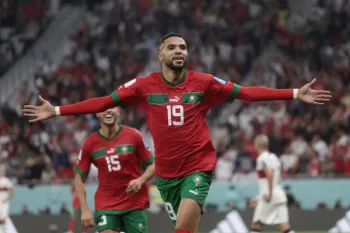 Youssef En-Nesyri celebra o gol da equipe Ma