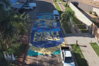 Pintura realizada em rua de Campo Grande. (Foto: Edmar Melo)