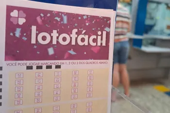 Canhoto da Lotof�cil (Foto: J�ssica Benitez)