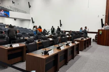 Sess�o vazia nesta quinta-feira (Foto: Caio Tumelero)