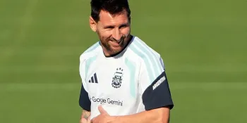 Lionel Messi durante treino da Argentina em Kansas City