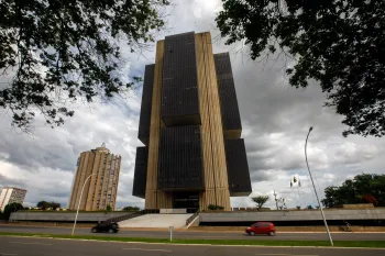 O edif�cio do Banco Central, em Bras�lia, onde acontece a reuni�o do Copom. Foto: Brenno Carvalho/Ag�ncia O Globo