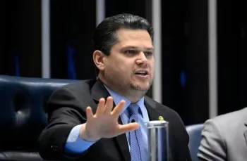 Alcolumbre nega ter recebido 30 milh�es de d�lares de ex-banqueiro