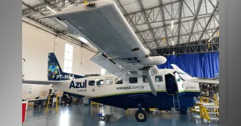 Imagem mostra aeronave Cessna Caravan em hangar da Azul Conecta, em Jundia� (SP) Rafael Villarroel/CNN