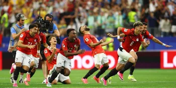 Jogadores do Egito comemoram a classifica��o hist�rica para as oitavas de final da Copa do Mundo. (Foto: REUTERS/Hannah Mckay)
