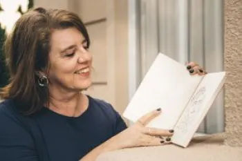 Ana Castro, autora