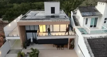 Agentes do MPRJ cumprem mandados em casa do ex-vice presidente e diretor de licenciamento do INEA. Reprodu��o