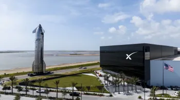 X / SpaceX