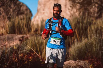 Essas roupas bloqueiam radia��o ultravioleta e facilitam a troca de calor com o ambiente. RUN 4 FFWPU/Pexels