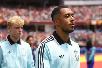 Youri Tielemans durante a Copa do Mundo. Foto por FLORENCIA TAN JUN / GETTY IMAGES NORTH AMERICA / GETTY IMAGES VIA AFP
