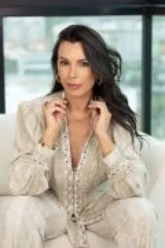 Lara Comunica��o