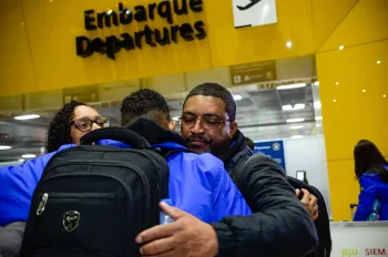 Estudantes da rede estadual de S�o Paulo embarcam para interc�mbio na Austr�lia