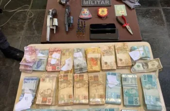 Dois ladr�es foram presos ap�s roubarem R$ 186 mil e matarem um comerciante de 46 anos, em Campina do Monte Alegre, interior de S�o Paulo.