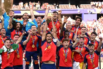 Espanha levanta a ta�a da Copa do Mundo 2026. - Foto: Fifa