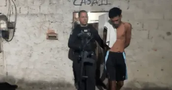 Ate o momento, tres pessoas foram presas. Reproducao/PCERJ