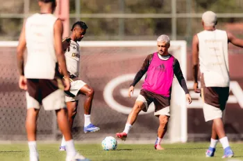 Arrascaeta treina antes de jogo do Flamengo contra a Chapecoense. Foto: Adriano Fontes/Flamengo
