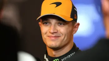 Lando Norris comemora a pole position no GP da Hungria