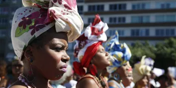 Mulheres marcham em Copacabana para celebrar o Dia da Mulher Negra Latino-Americana e Caribenha (T�nia R�go/Ag�ncia Brasil)