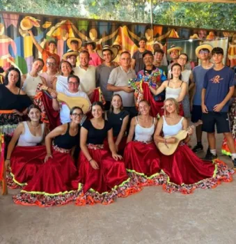 Jovens italianos durante a visita a Mato Grosso