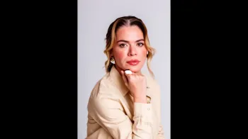 Mayra Saitta, especialista em gest�o