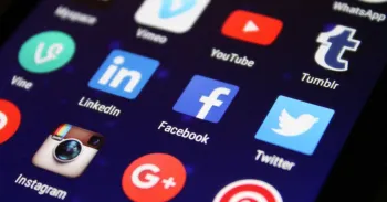 Muitos pa�ses j� consideram proibir o acesso de menores �s redes sociais. Cr�ditos: Pexels/Pixabay