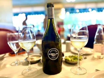 Vinhos resinados Retsina - Divulga��o