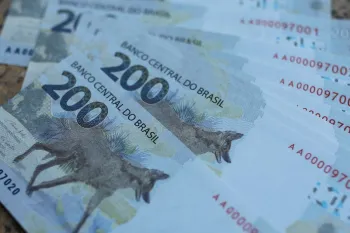 Notas de 200 reais retratadas em Bras�lia, 2 de setembro de 2020. REUTERS/Adriano Machado