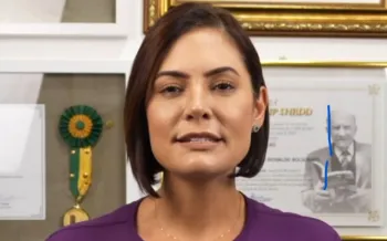 Michelle Bolsonaro est� internada por causa de um quadro de enxaqueca persistente - Reprodu��o / Redes sociais