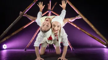Companhia de teatro apresenta pe�a para beb�s em S�o Paulo