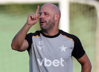 Botafogo monitora mercado e prioriza zagueiros para fechar janela - Jogada10