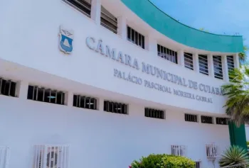 Vereadores durante sess�o na C�mara de Cuiab�