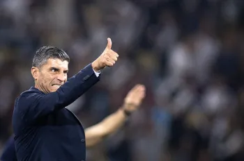 Paulo Henrique destaca in�cio de trabalho de Pedro Emanuel no Vasco e manda recado - Jogada10