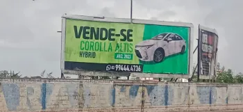 O anuncio do Corolla Altis em um outdoor em Joao Pessoa Foto: Reproducao