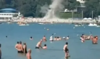 Praia de Gelendzhik, onde o drone caiu (Foto: Reprodu��o/Redes Sociais)