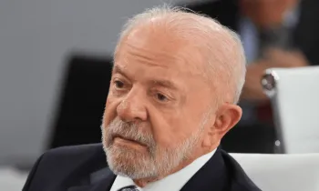 Presidente Lula (PT) chegando no G7, nesta quarta-feira (17). Foto: LUDOVIC MARIN / AFP