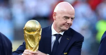 O presidente da FIFA, Gianni Infantino, est� supostamente planejando mudar a pr�xima final da Copa do Mundo (Imagem: Chris Brunskill/Fantasista, Getty Images)