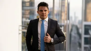Tony Santtana (Ajustada por IA)