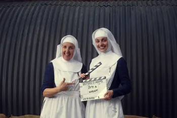 A BBC divulgou as primeiras imagens de Call the Midwife: Sisters in Arms (Imagem: BBC)