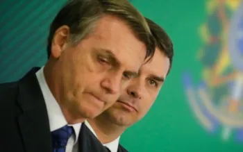 Fl�vio Bolsonaro e Jair Bolsonaro
