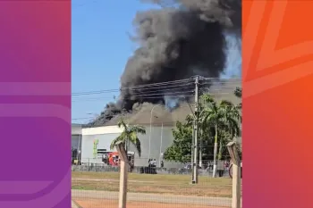 Inc�ndio atingiu almoxarifado e biblioteca do IFMT em Alta Floresta. Foto: Reprodu��o/Not�cia Exata