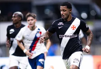 CBF divulga �udio e imagens do VAR em gol anulado do Vasco - Jogada10