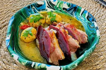 Com pratos como o vori vori de pato e ingredientes t�picos como o pacu, o evento celebra a gastronomia sul-mato-grossense e suas influ�ncias de fronteira. (Foto: instituto Paulo Machado)