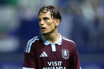 Alejandro Garnacho do Aston Villa durante partida amistosa contra o BG Pathum United em 04 de agosto de 2026, na Tail�ndia. (Foto: Pakawich Damrongkiattisak/Getty Images)