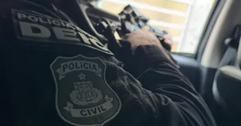 Policial do Deic da Bahia. Divulga��o