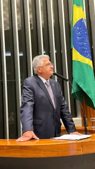 Deputado Federal Bacelar (PV-BA) prop�e aux�lio para cuidadores de pessoas com defici�ncia.