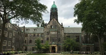 Universidade de Toronto, no Canad�, tem programa de bolsas para gradua��o. Unsplash