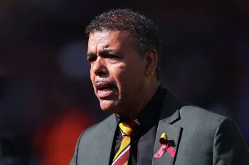 Chris Kamara (Imagem: Robbie Jay Barratt - AMA/Getty Images)