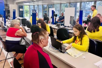 No Poupatempo M�vel, os moradores podem solicitar a Carteira de Identidade Nacional (CIN), realizar servi�os do Detran-SP e receber orienta��es. Foto: Divulga��o/Governo de S�o Paulo