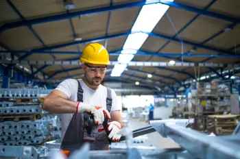 O setor de ind�stria re�ne 32 vagas em Ribeir�o Preto, 20% do total da regi�o. Foto: Divulga��o/Governo de S�o Paulo